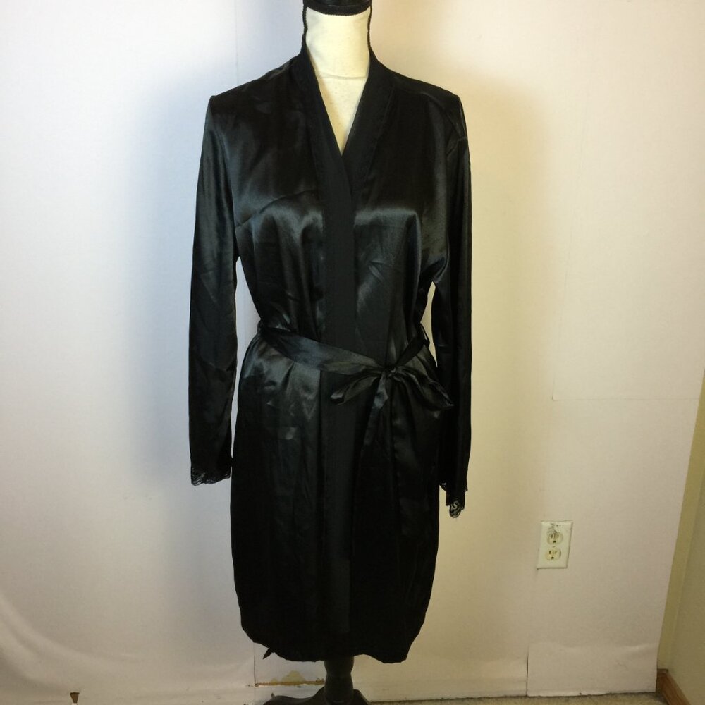 Delicates Robe Size L Womans Black Satin Lace Trim Belted Vintage Y2K Sleepwear